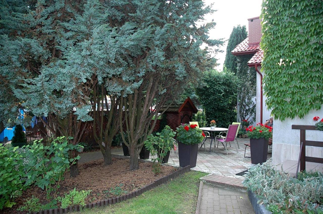 Hotel Renesans à Władysławowo Extérieur photo